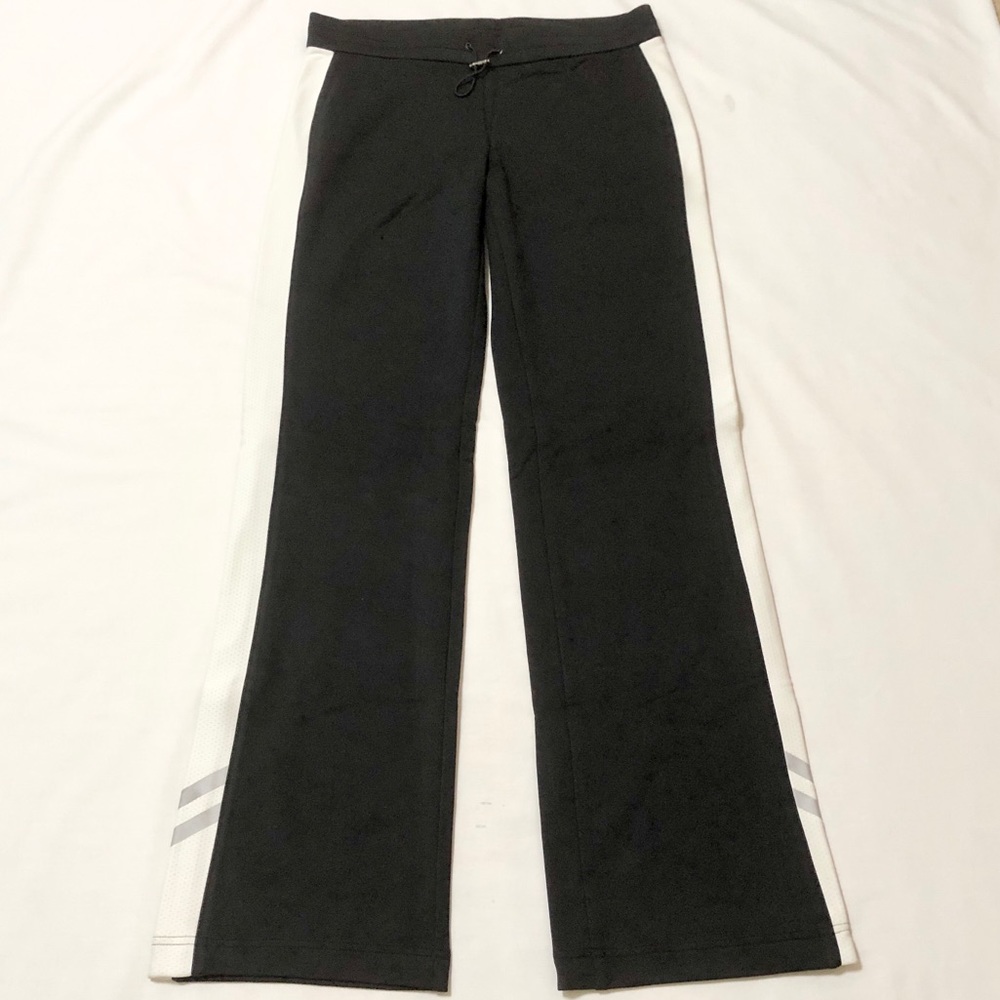 NWOT Express Women’s Black Athletic Track Yoga Pants with Cream Side Stripes - M